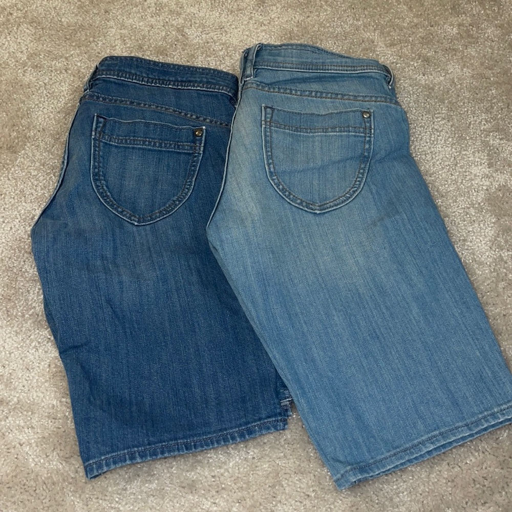 Old Navy 2 pair Jean shorts In modest length